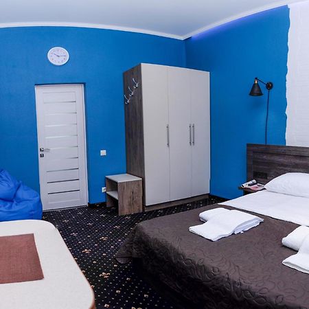 Luxury.Ap Aparthotel อิวาโน-ฟรานกิฟสเก ห้อง รูปภาพ
