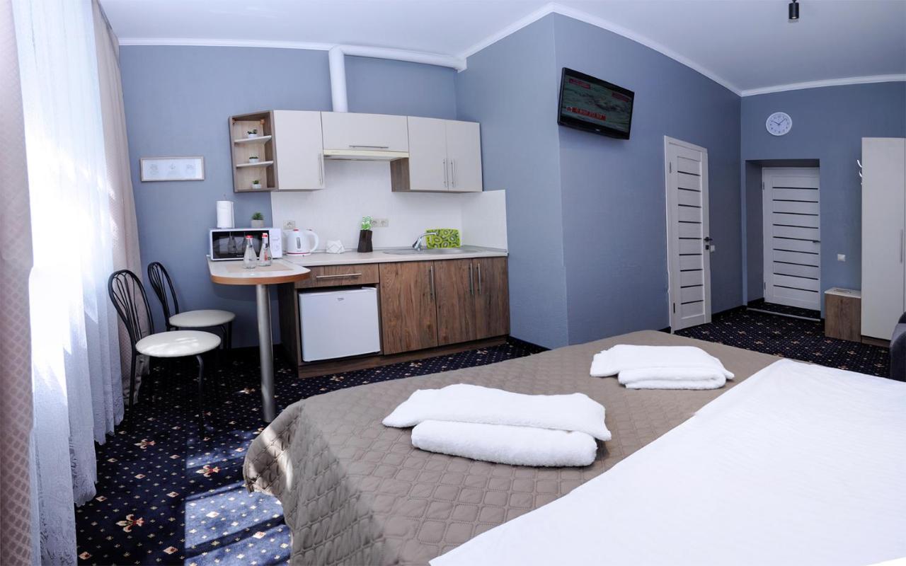 Luxury.Ap Aparthotel อิวาโน-ฟรานกิฟสเก ภายนอก รูปภาพ