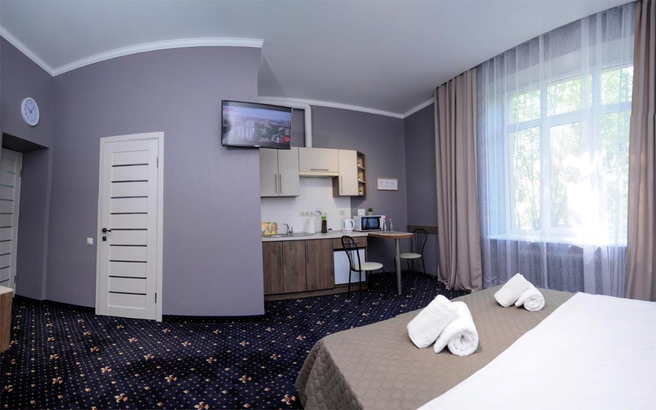 Luxury.Ap Aparthotel อิวาโน-ฟรานกิฟสเก ภายนอก รูปภาพ